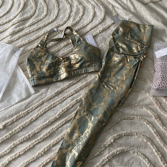 Workout set’s ! - Picture 4 of 4